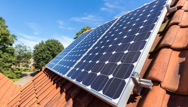 In a Reddit post, a landlord asked whether they should remove the solar panels from a rental home. Redditors had other ideas.