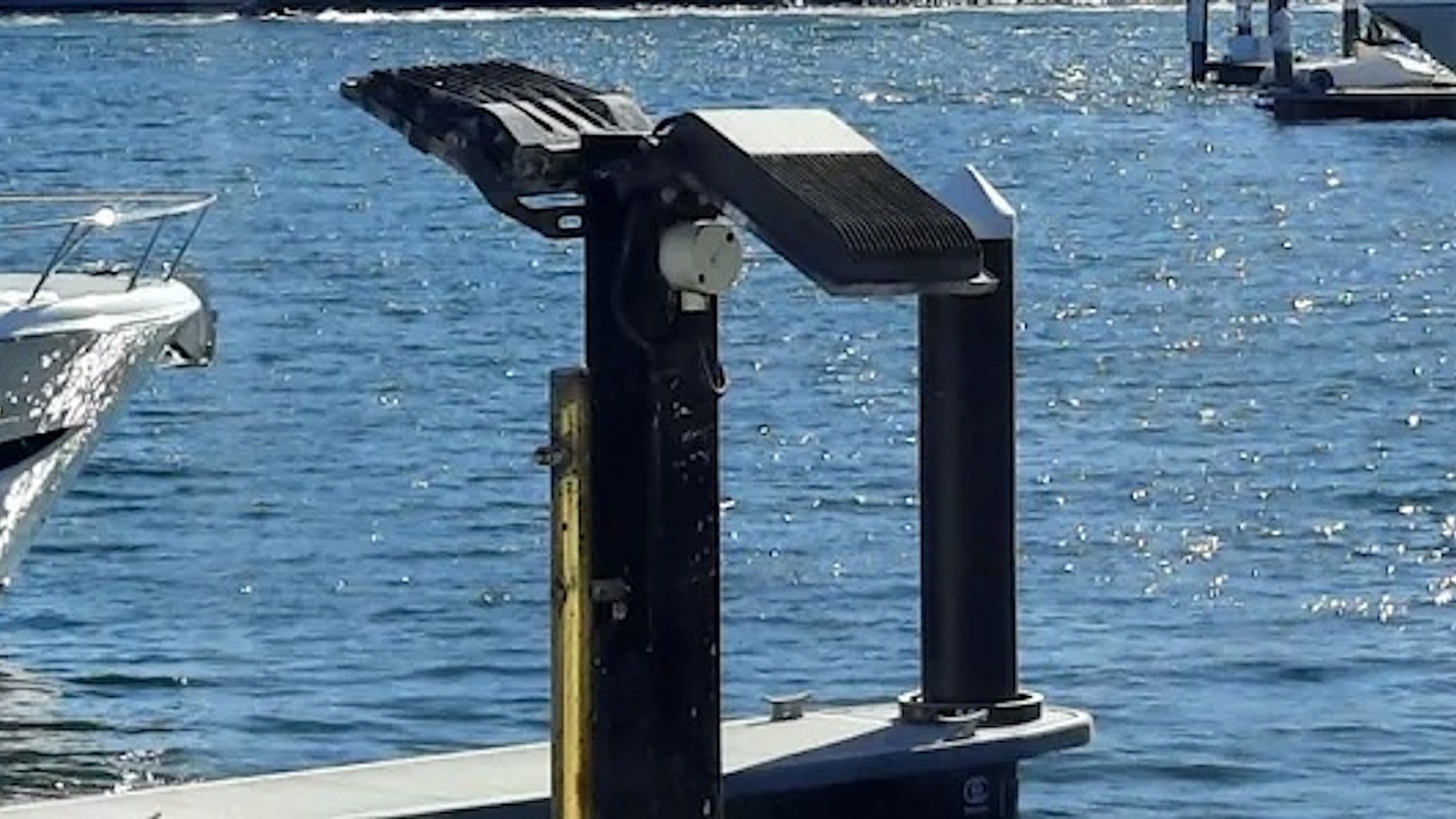 Commenters theorized about the owner's identity.