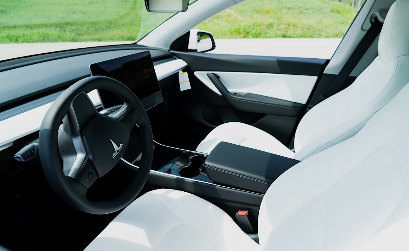 One Tesla owner on Reddit shared their frustration over the news that the cost of Tesla's Premium Connectivity is set to increase by 40%.