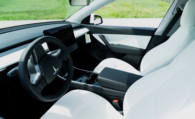 One Tesla owner on Reddit shared their frustration over the news that the cost of Tesla's Premium Connectivity is set to increase by 40%.