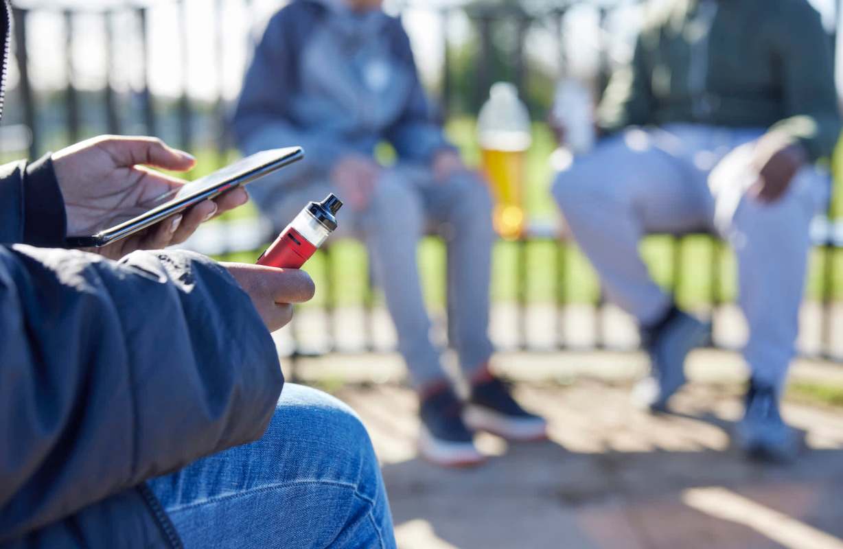 To combat vape use among children in the UK, officials are cracking down on illegal e-cigarette sales, with one London program leading the charge.
