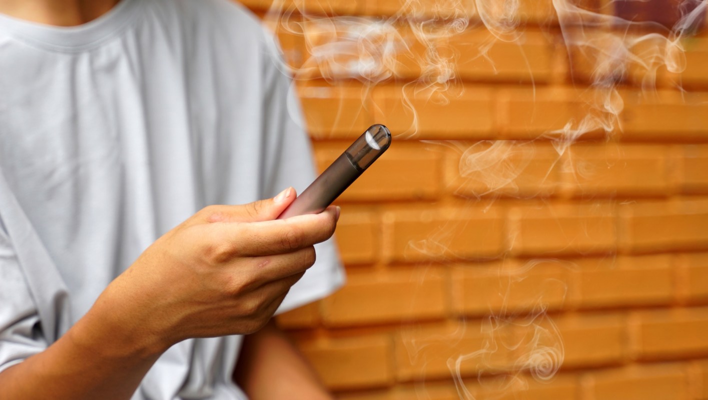 UK officials are proposing a new law requiring shops to obtain special licensing to sell vapes.