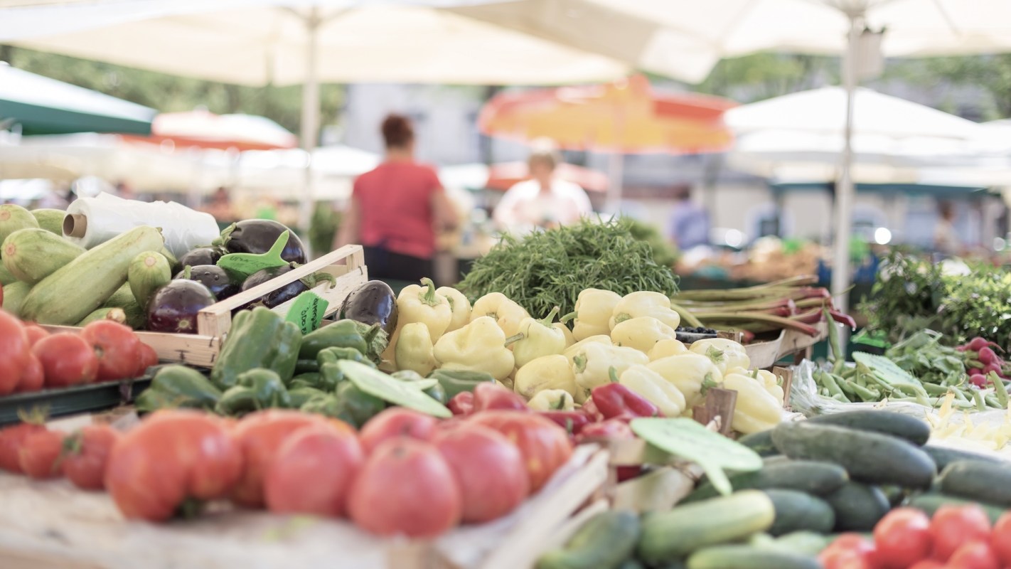 The Bhubaneswar Municipal Corporation has announced a complete ban on the use of tarpaulin and plastic sheets in all city markets.