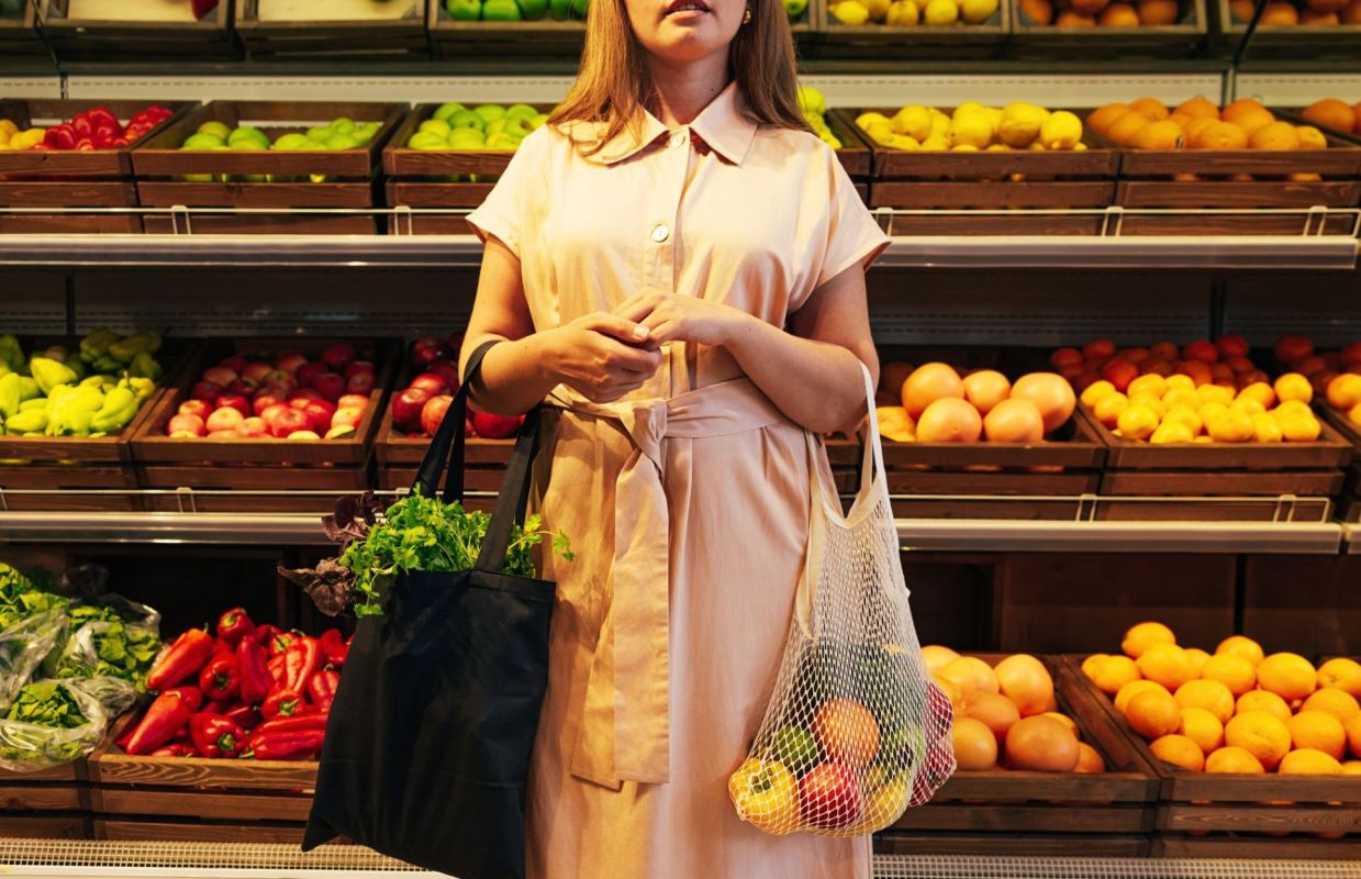 Researchers are helping farmers and policymakers make better decisions to keep food safer.