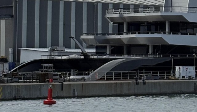"Truly looks like the yacht of a villain."
