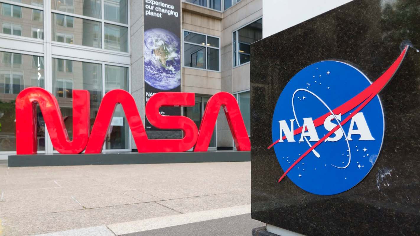 A group of international scientists, including ex-NASA employee James Hansen, has warned about the danger of an AMOC shutdown.