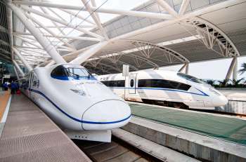 One couple demonstrated how taking a high-speed train in China is not only fast and comfortable but eco-friendly, too.