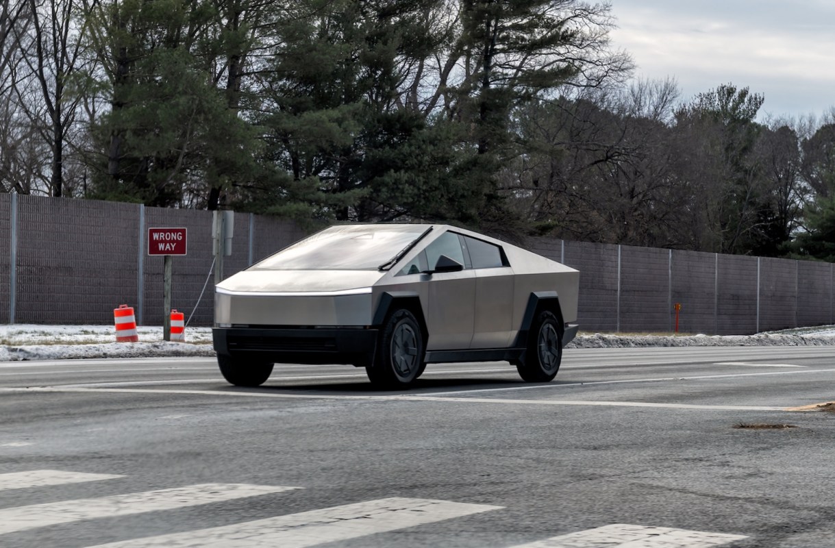 Tesla is facing lawsuits alleging that there are deadly design flaws with the Cybertruck.