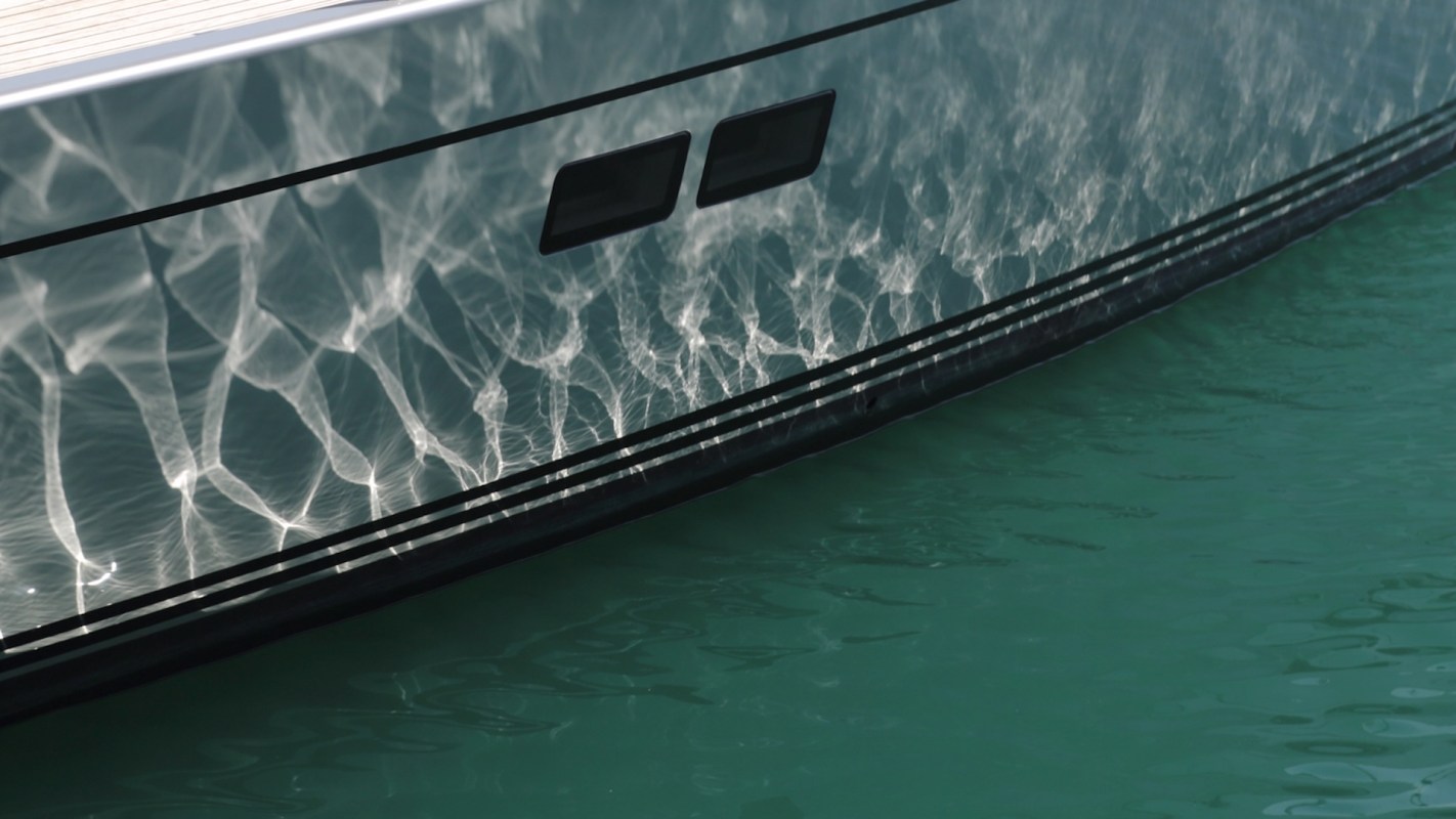 One Seattle bystander recently photographed a large yacht off the coast of Lake Union in Washington, prompting discourse on the subject of yacht ownership.