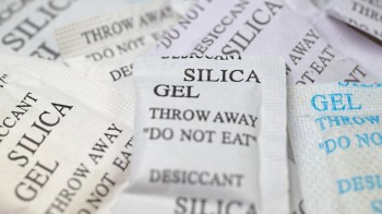 Silica gel packets can help revive a water damaged phone, as one TikToker shared.