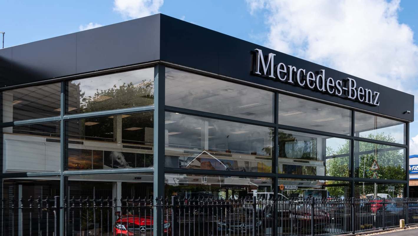 Mercedes-Benz has a solution to EV's “range anxiety”: its ELF (Experimental Charging Vehicle).