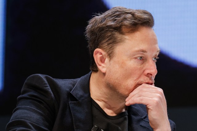 Elon Musk is furious about claims that Bill Gates took a short position against Tesla.