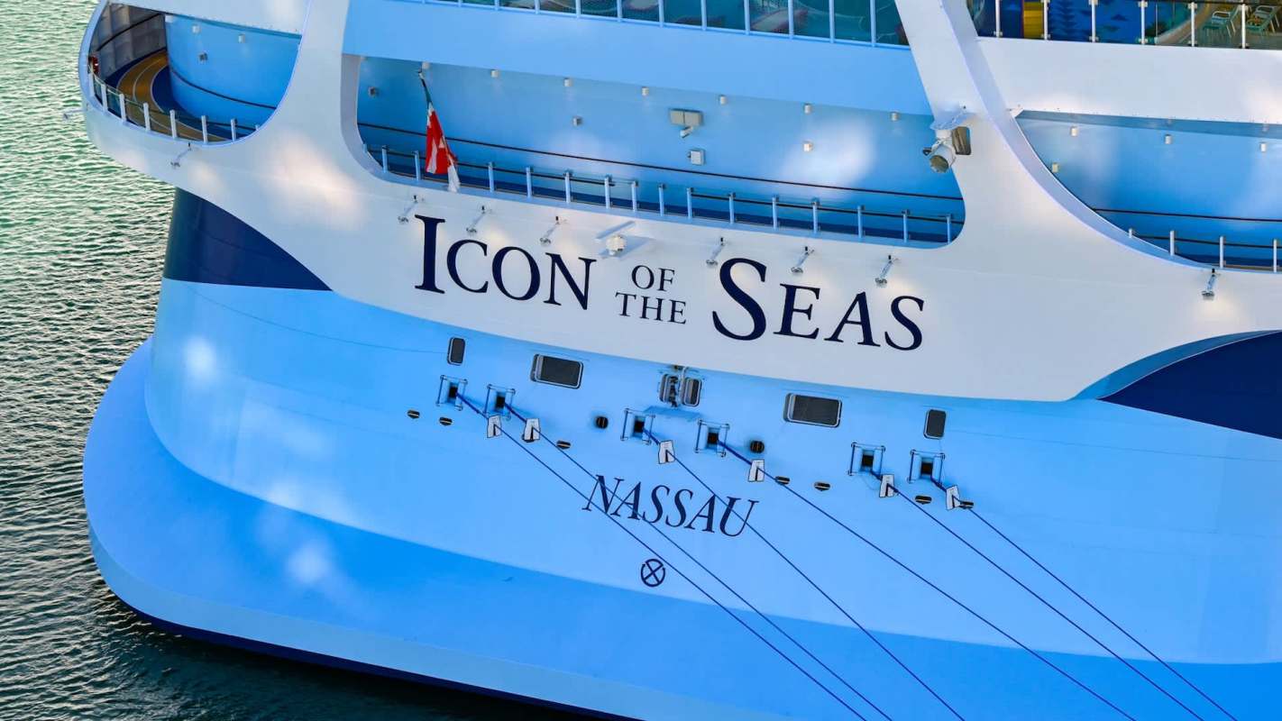 A personal account of life aboard Royal Caribbean's Icon of the Seas has sparked heated discussion on social media.