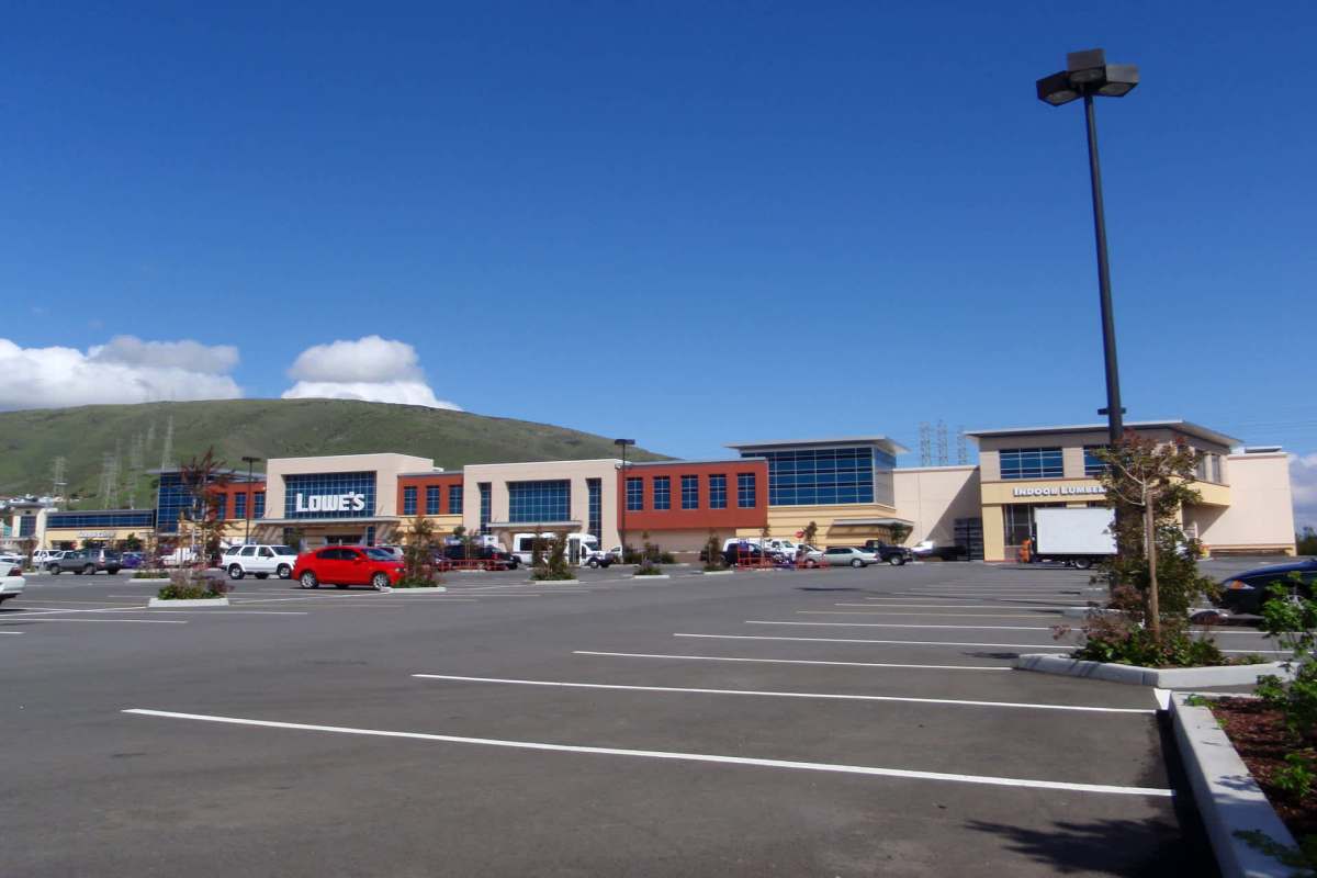 One clever TikToker discovered a huge problem with the mulch in a Lowe's parking lot — and they're not afraid to point it out.