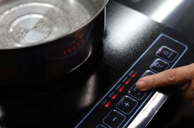 One Reddit user shared a rave review of their new Miele induction cooktop, with other Redditors joining in to share their experiences.