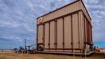 The world's largest industrial heat battery has been unveiled at a California oil facility, showcasing the potential of solar power for heavy industry.