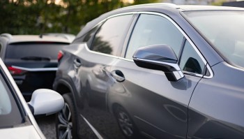 BAIC's Arcfox Alpha T5 includes an electric motor and has an impressive 755-mile range with the help of its onboard gasoline engine.