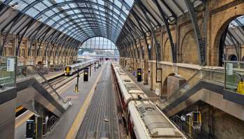 One Redditor has photographed and shared shocking images of air pollution at Southern Cross' railway station in Melbourne.