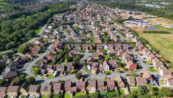 The Department for Energy Security and Net Zero granted approval for the Stonestreet Green Solar project in Kent, which promises to produce 99.9 megawatts of peak power.