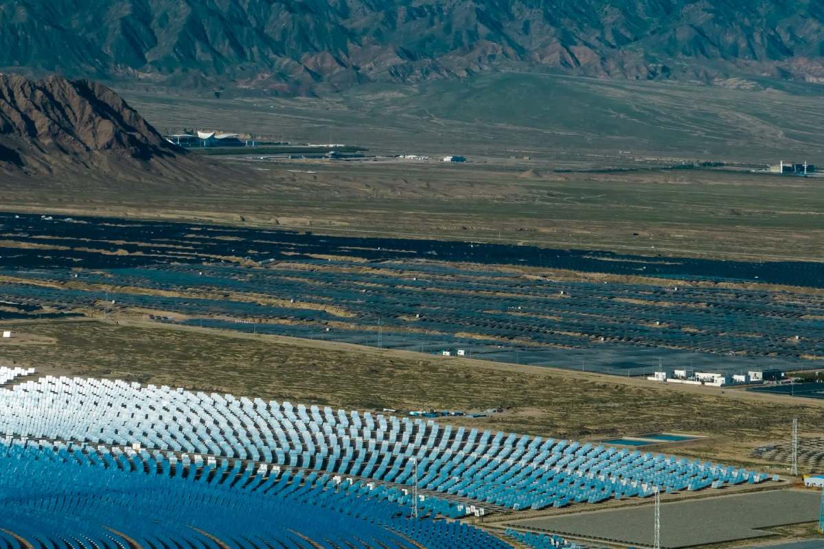 China's Talatan Solar Park is the largest solar farm in the world and lives on the Tibetan Plateau, over 10,000 feet above sea level.