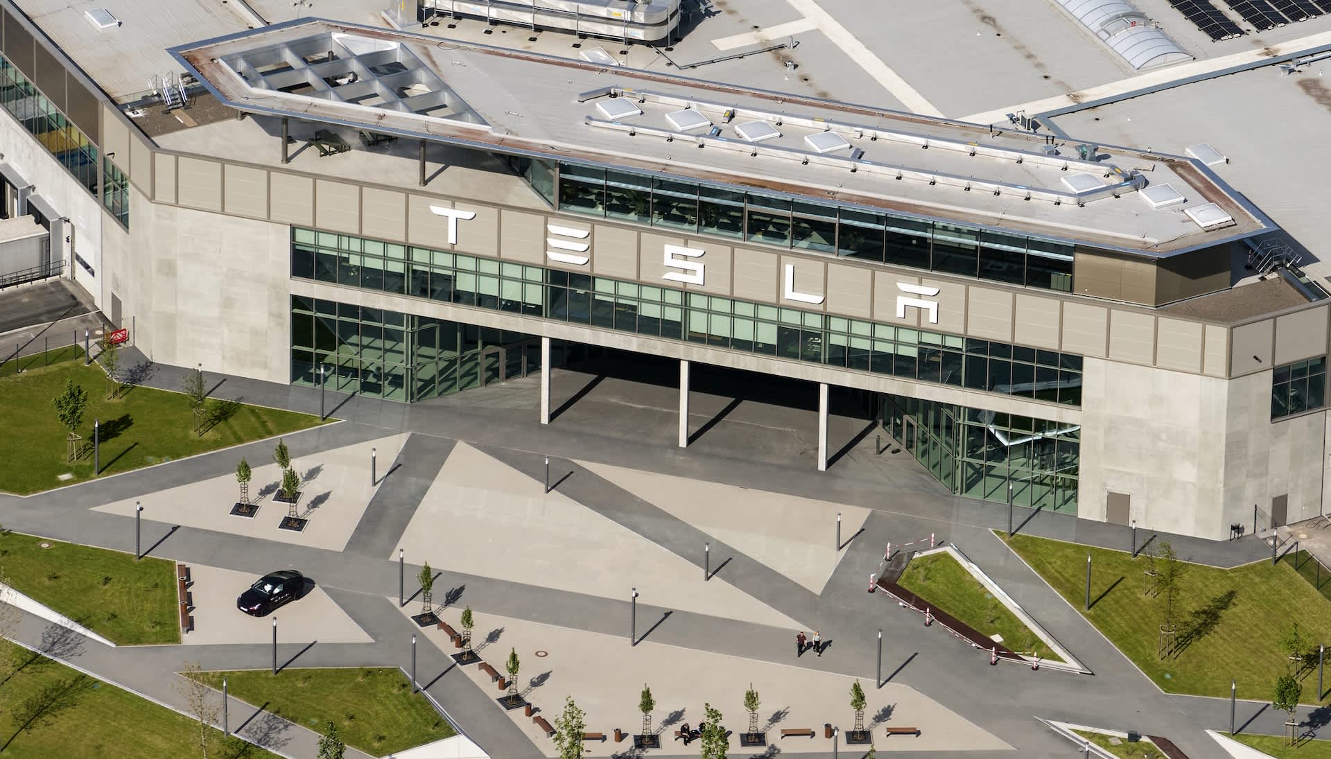 Elon Musk makes bold claim about upcoming Tesla vehicle's features: 'We're going to expand'