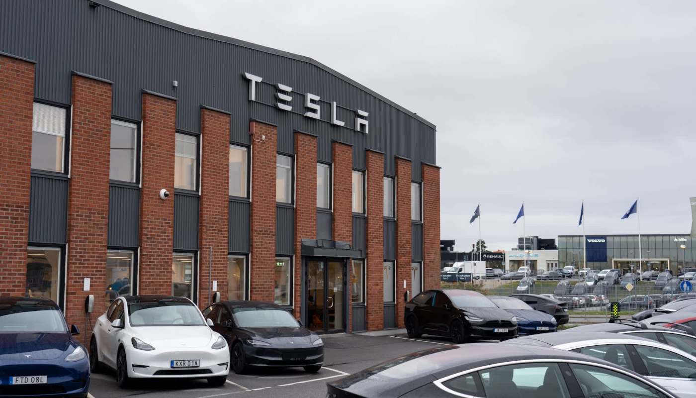 Car mechanics are entering their second year of striking against Tesla, which has refused to negotiate a collective agreement.
