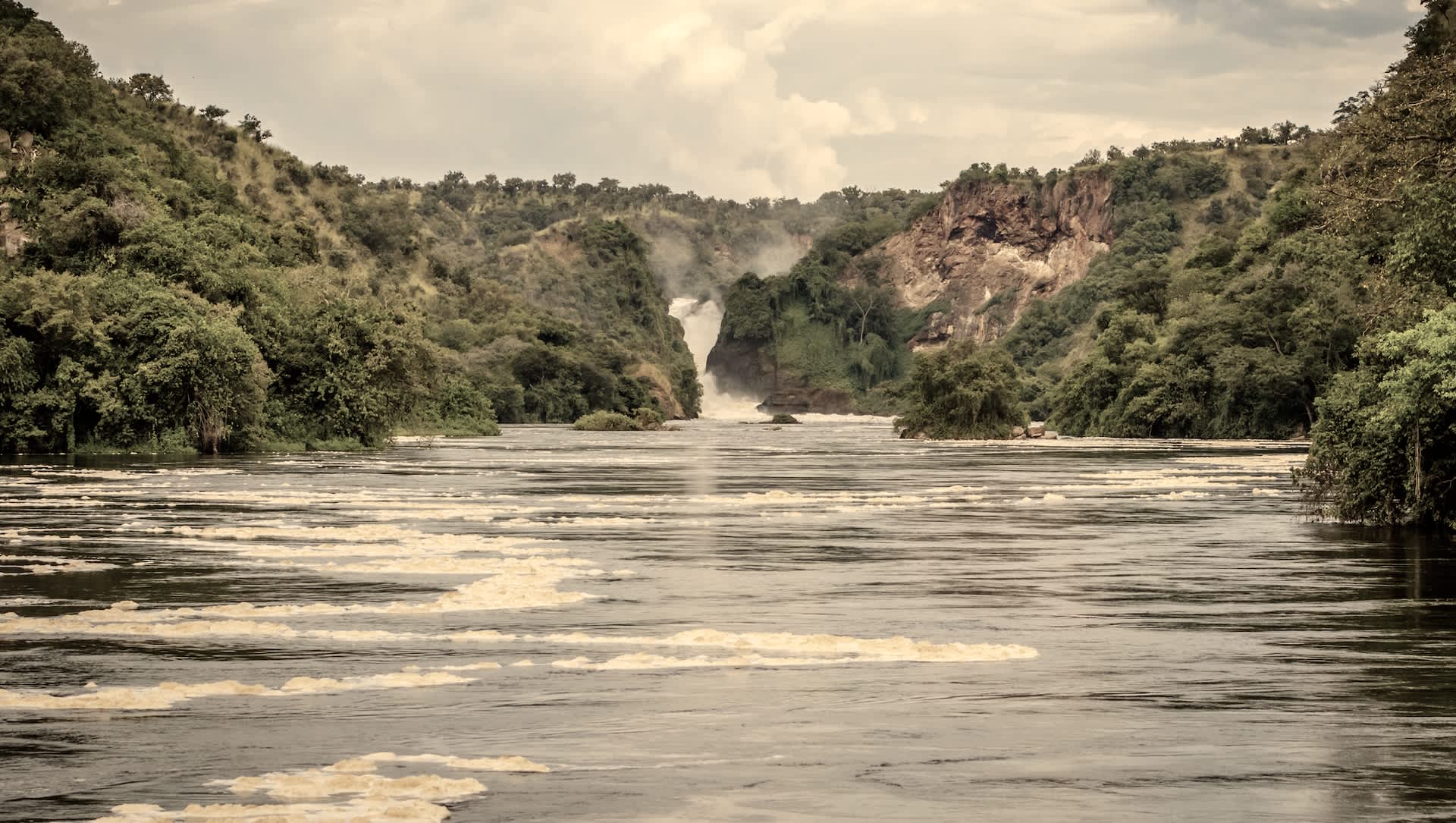 Resident issues warning as officials push forward on massive pipeline project: 'We've seen this before'