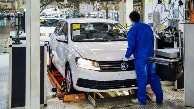 As the market rapidly evolves, Germany's biggest automaker is stepping away from that aspect of its brand identity and embracing Chinese innovation.