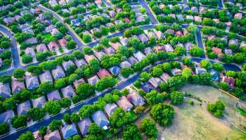A new Habitat for Humanity effort in the Whisper Valley development in Texas is bringing affordable geothermal energy to working-class families.