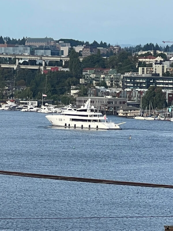 One Seattle bystander recently photographed a large yacht off the coast of Lake Union in Washington, prompting discourse on the subject of yacht ownership.