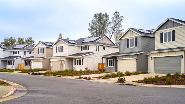 One renter is facing the wrath of their HOA due to the bird feeders they've installed in their yard.