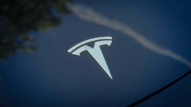 One Redditor showed off their new Tesla Model Y and how they took advantage of the EV tax credit before it expired.