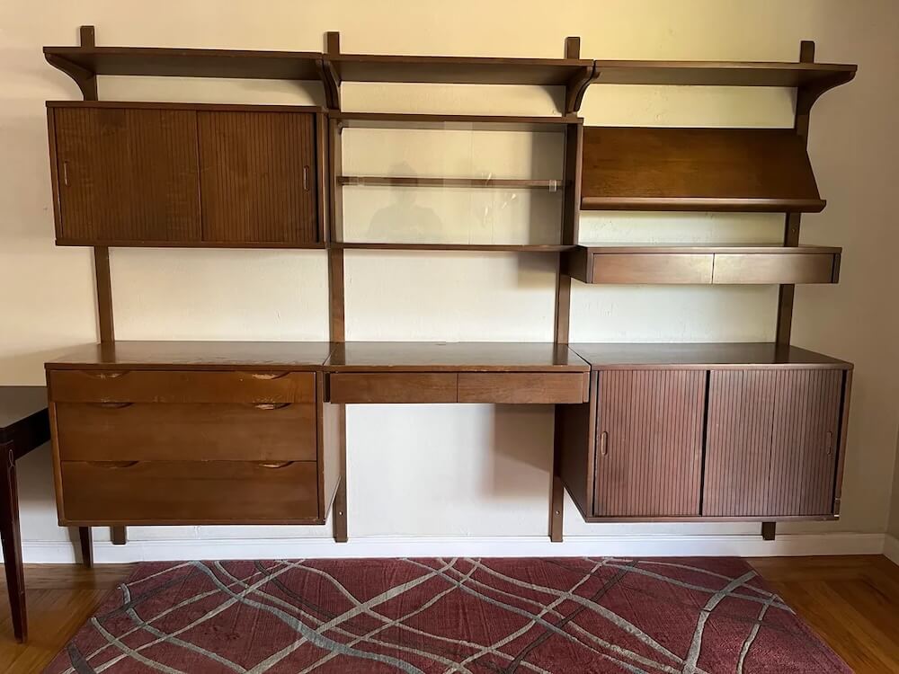 One lucky Redditor scored a free 1956 mid-century wall unit — and other vintage lovers are seriously jealous.