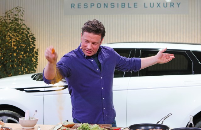Many of Britain's top celebrity chefs, including Jamie Oliver, have joined in a campaign encouraging people to eat more beans.
