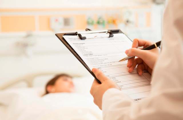 The American embassy has issued a travel warning for Cuba after chikungunya was detected for the first time since 2015.