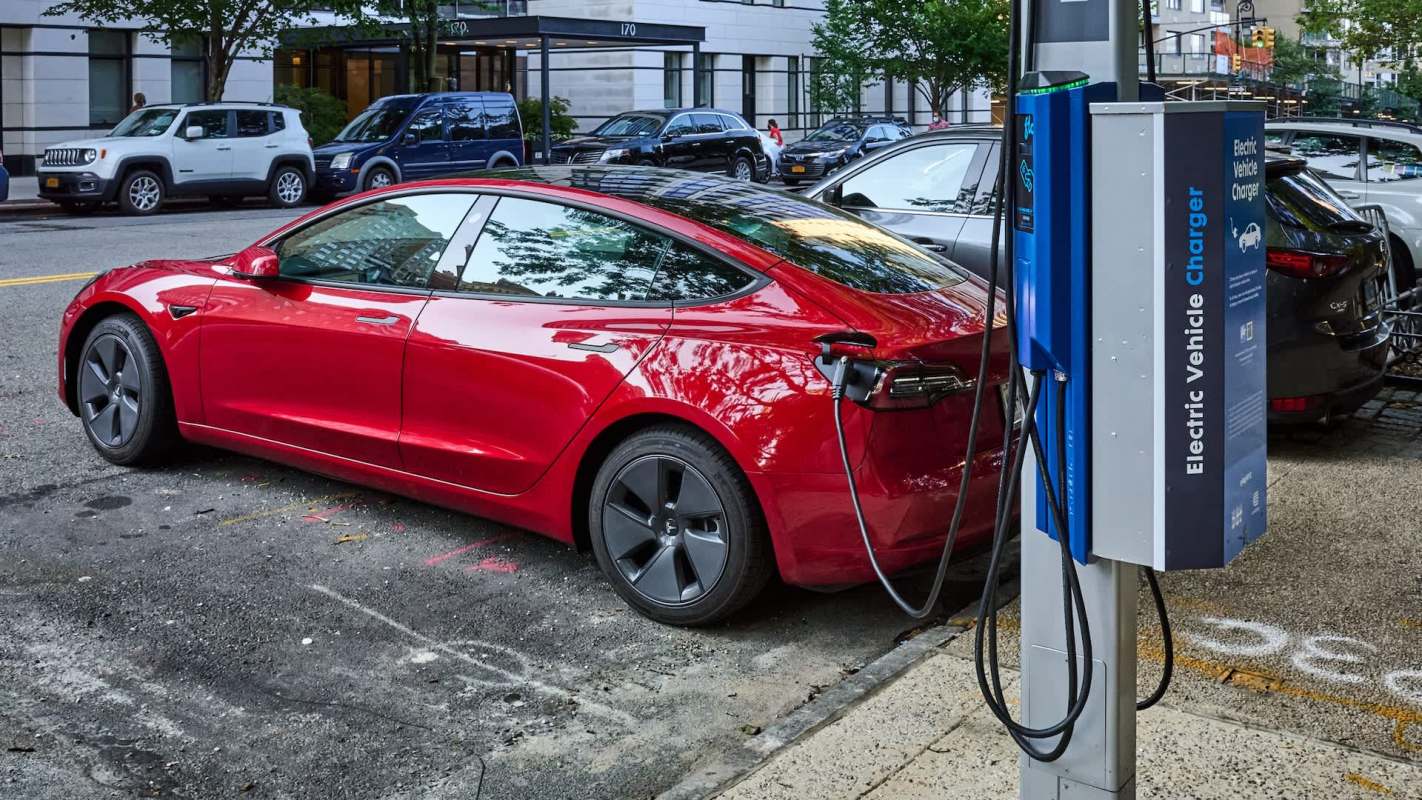 On average, driving 100 miles in a gas car that gets 25 miles per gallon costs about $13; for an EV, it's just over $5.