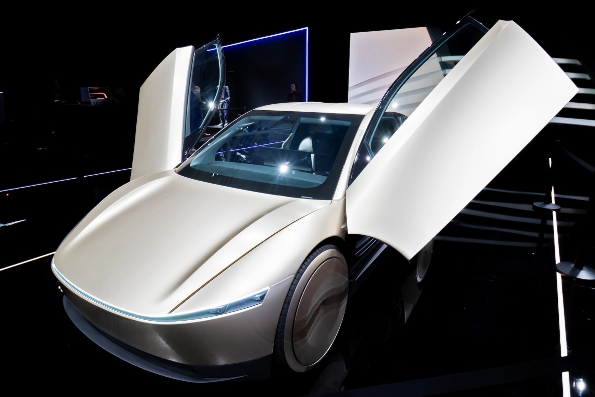 Tesla could face major legal issues if it tries to roll out the Cybercab without a key safety feature.