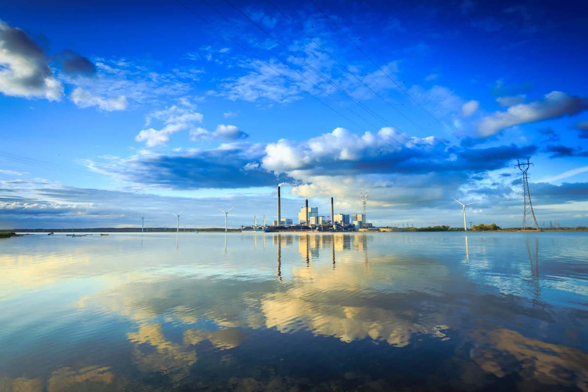 Researchers at the University of Electronic Science and Technology of China successfully developed a method of capturing carbon dioxide from ocean water and turning it into biodegradable plastic.