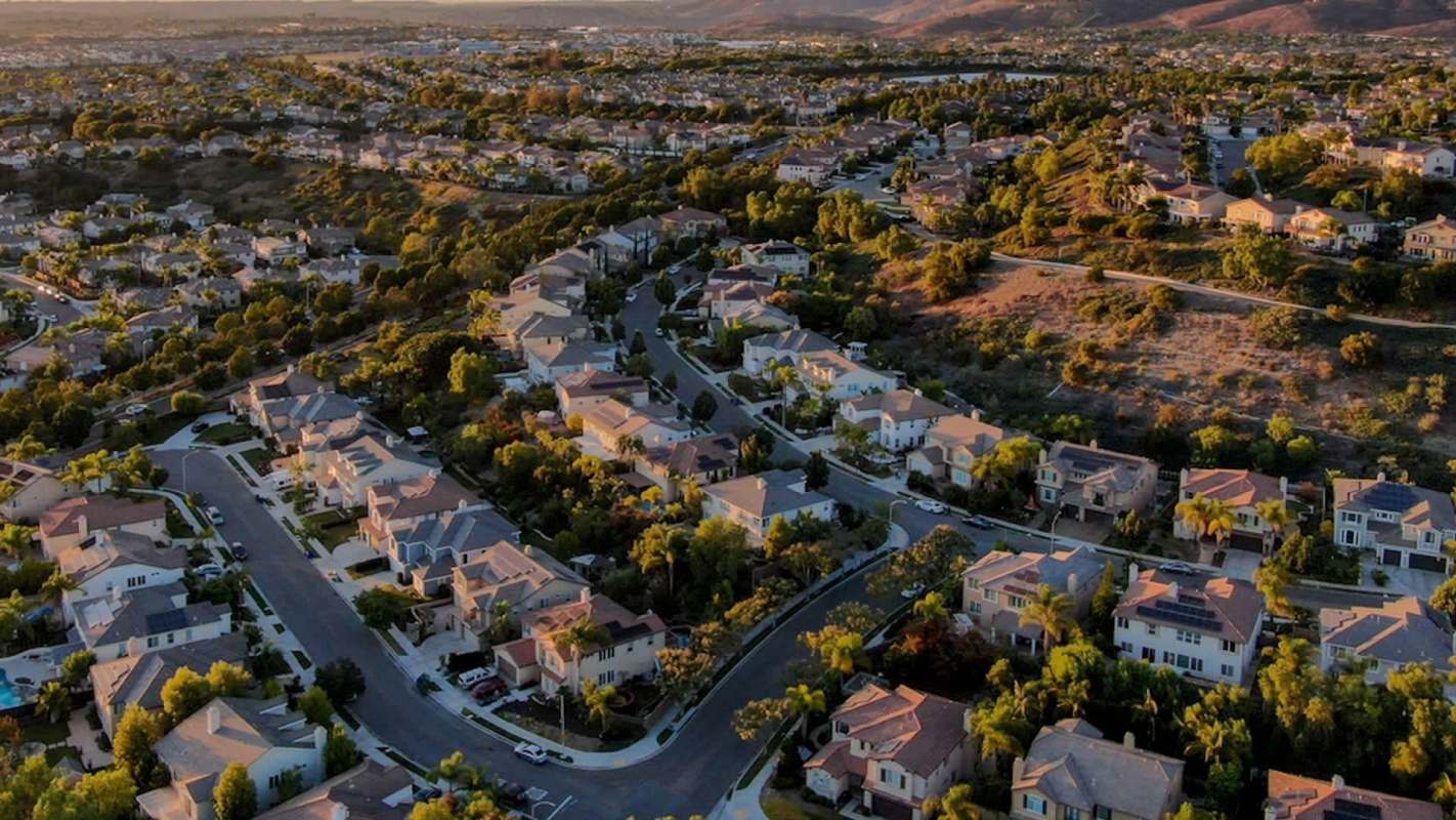 An insurance expert is sounding the alarm as more and more Americans find themselves lacking a crucial form of protection for their homes.