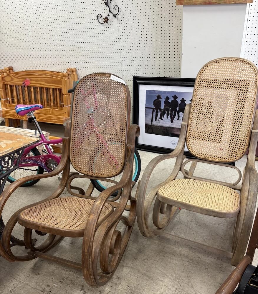 One Redditor scored a great deal on two wicker rocking chairs while secondhand shopping and shared the score with the community at r/ThriftStoreHauls.