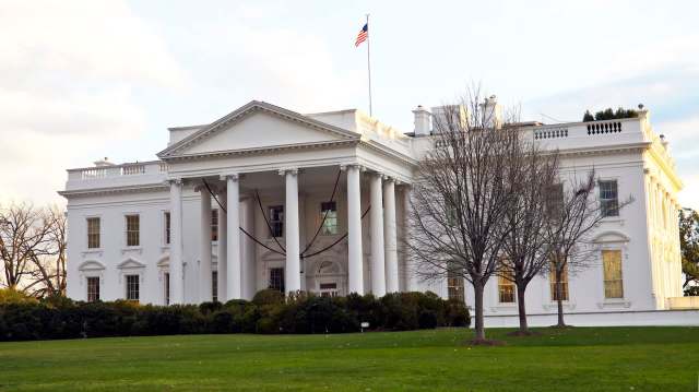 American diplomats were criticized for their tactics in opposing shipping pollution regulations proposed by the International Maritime Organization.