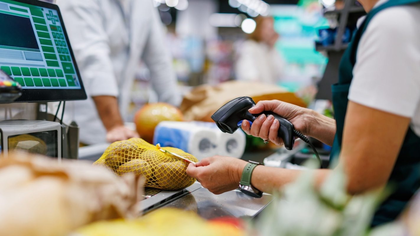 The Loop's reusable packaging system is now running in major supermarkets in France, eliminating single-use plastic waste.