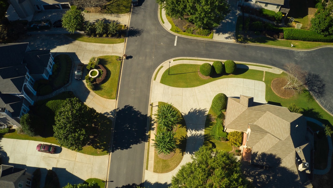 One homeowner shared their frustration at their HOA forbidding them from installing a heat pump in their townhome.
