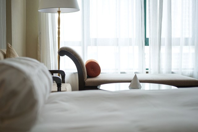 Hotels, restaurants, and cafes throughout EU member states will no longer offer certain products in single-use packaging.