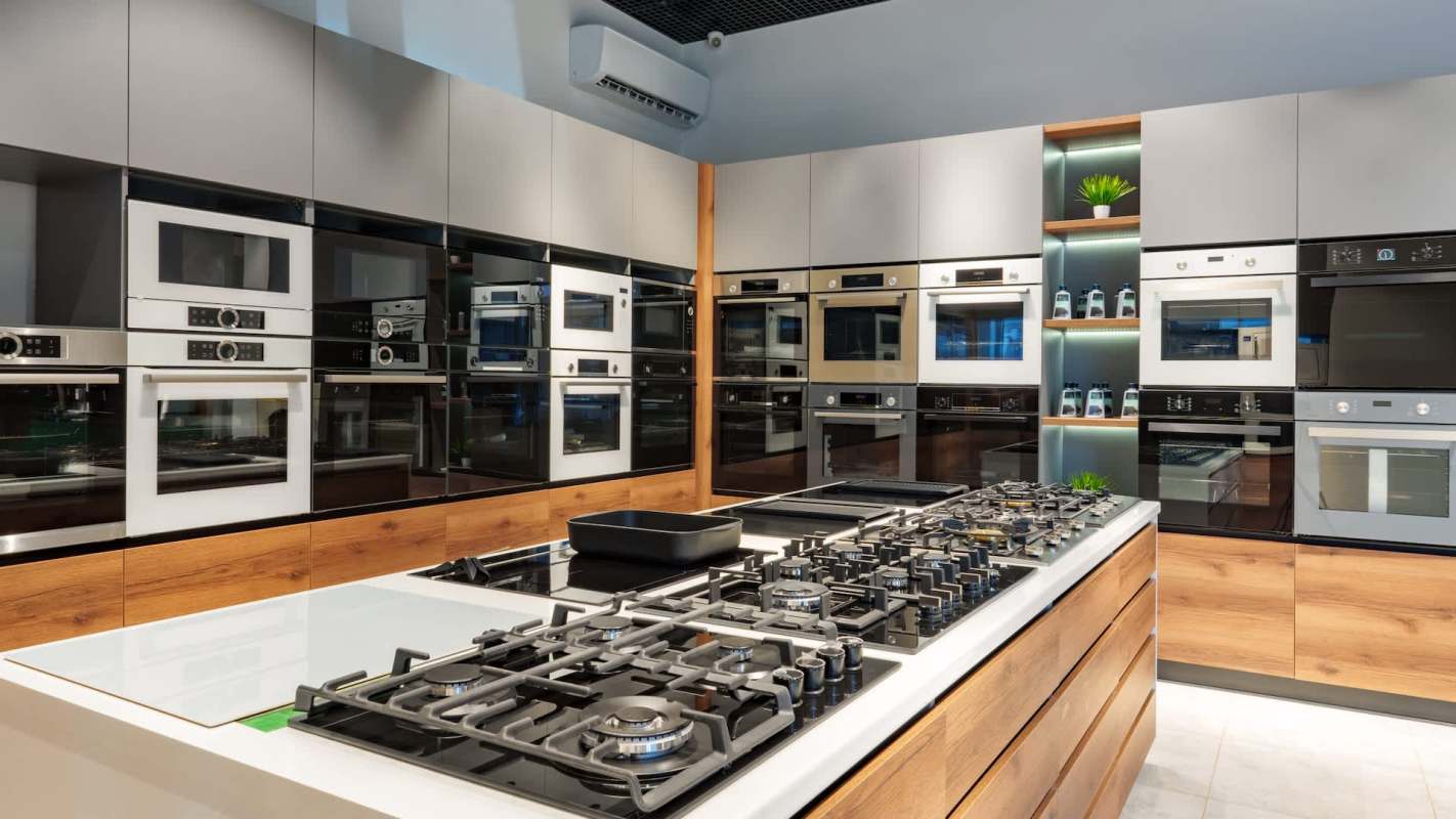 A new report reveals that induction range cookers are rapidly becoming popular in North America due to their efficiency and safety benefits.