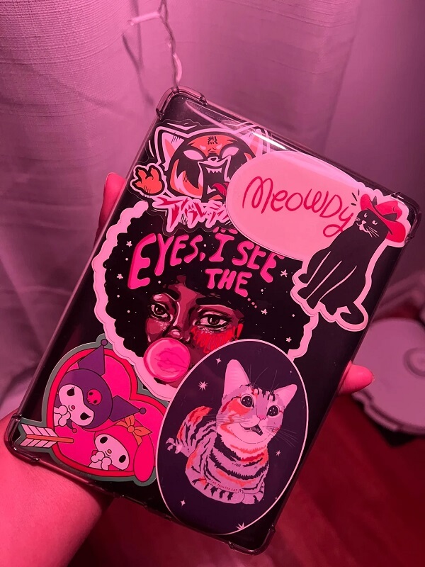 One lucky Redditor recently shared a now-viral post after scoring a 10th-generation Kindle Oasis with LTE for only $12 at a thrift store.