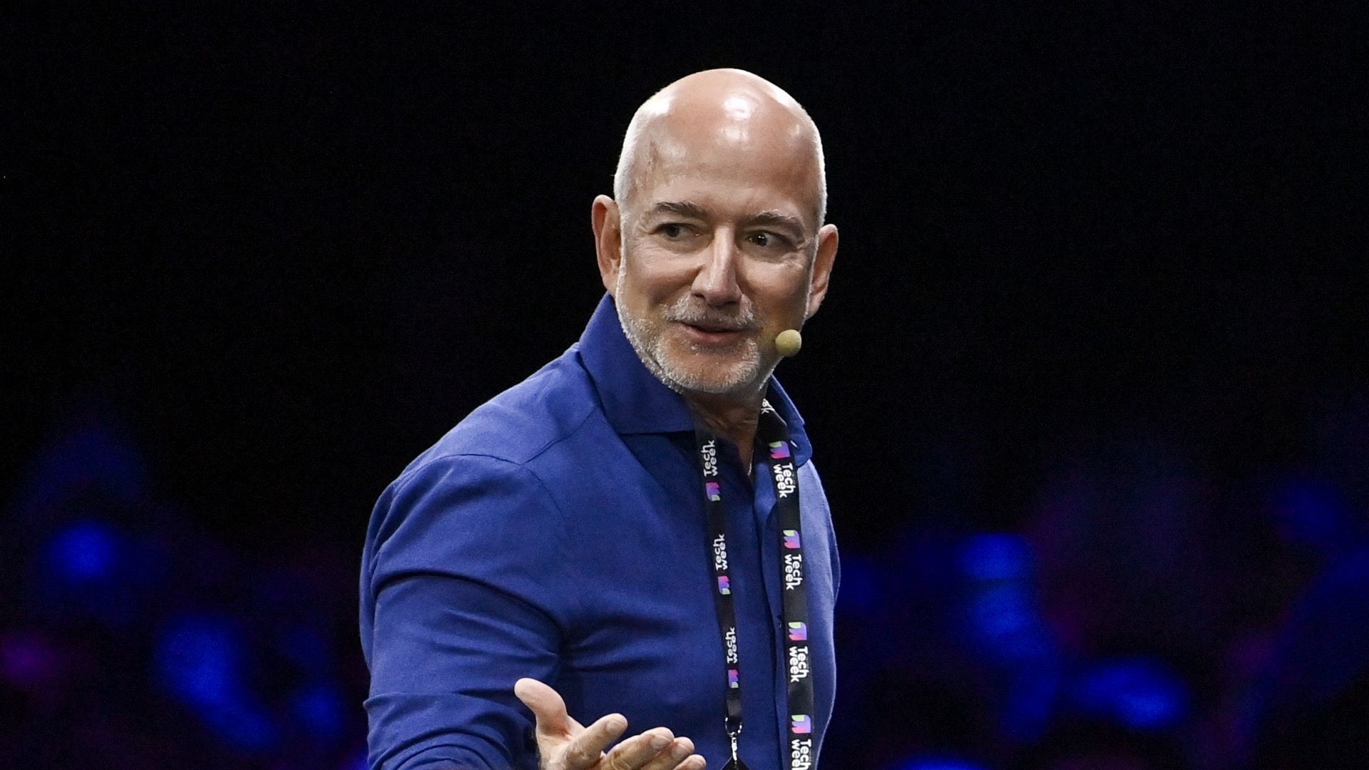 Amazon employees infuriated after learning about Jeff Bezos' personal life update: 'But they won't be giving raises this year'