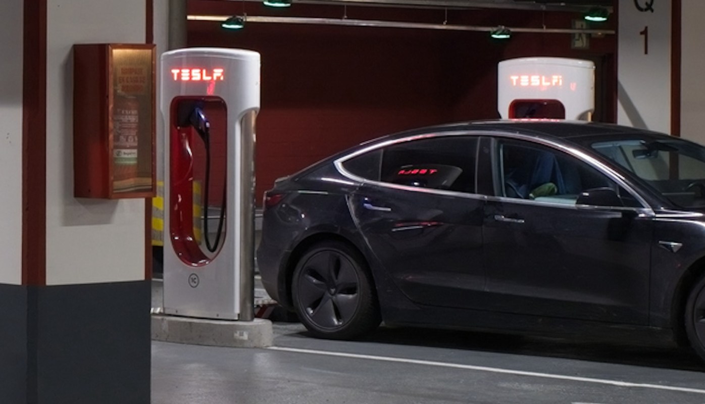 One Tesla owner shared their experience of vandalism on Reddit, where their car's wheel caps reportedly were stolen.