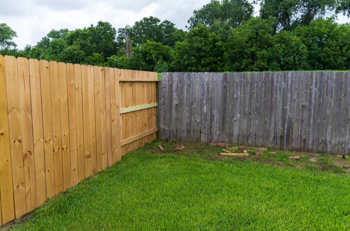 One frustrated homeowner took to Reddit to vent about a neighbor whose yard has turned into a full-blown landfill.