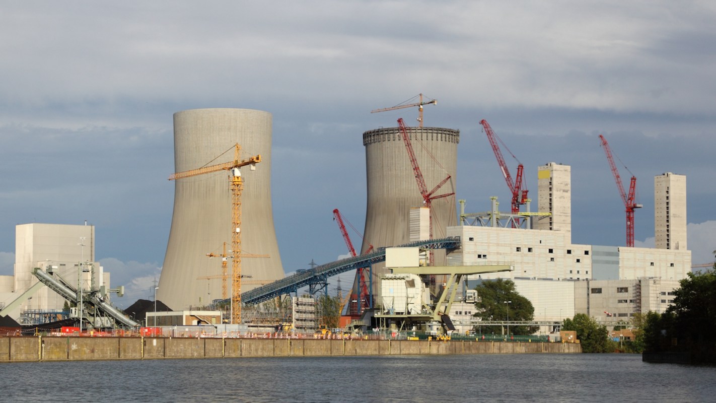 China is rapidly cornering the market on nuclear power, building reactors at a stunning pace while leaving the U.S. befuddled.